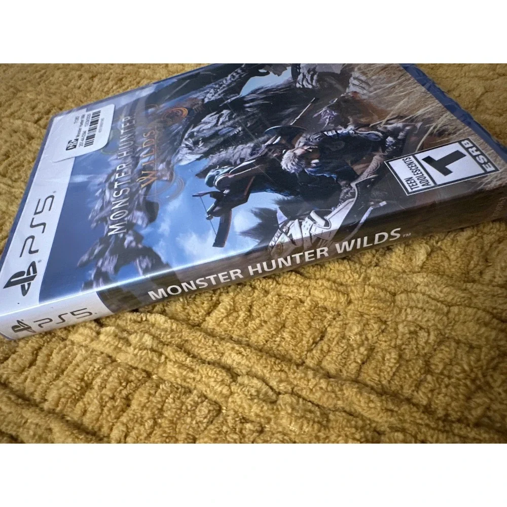 Capcom‎ Monster Hunter Wilds PlayStation 5 One Size Blue New Action RPG PS5 Game